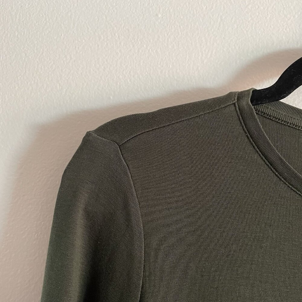 J.Jill Women XS Olive Green Long Sleeve Pima Cotton Crew Neck High Low Tee - Picture 6 of 10